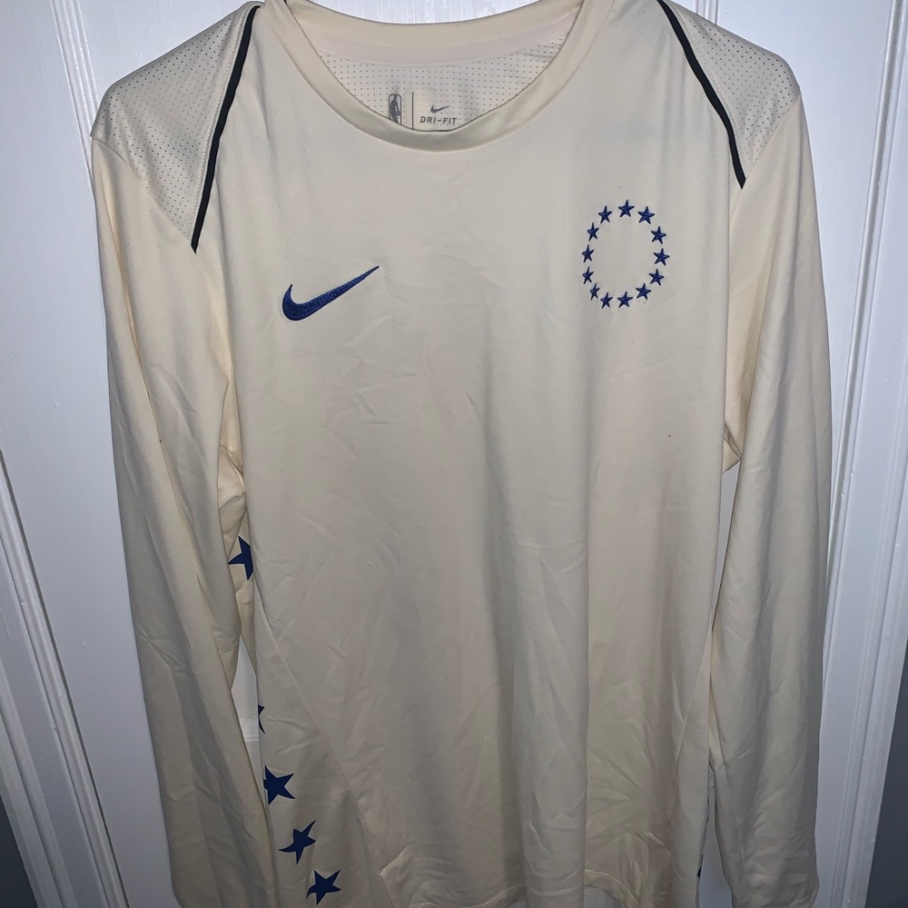 Philadelphia 76ers Warm-Up Style Long Sleeve